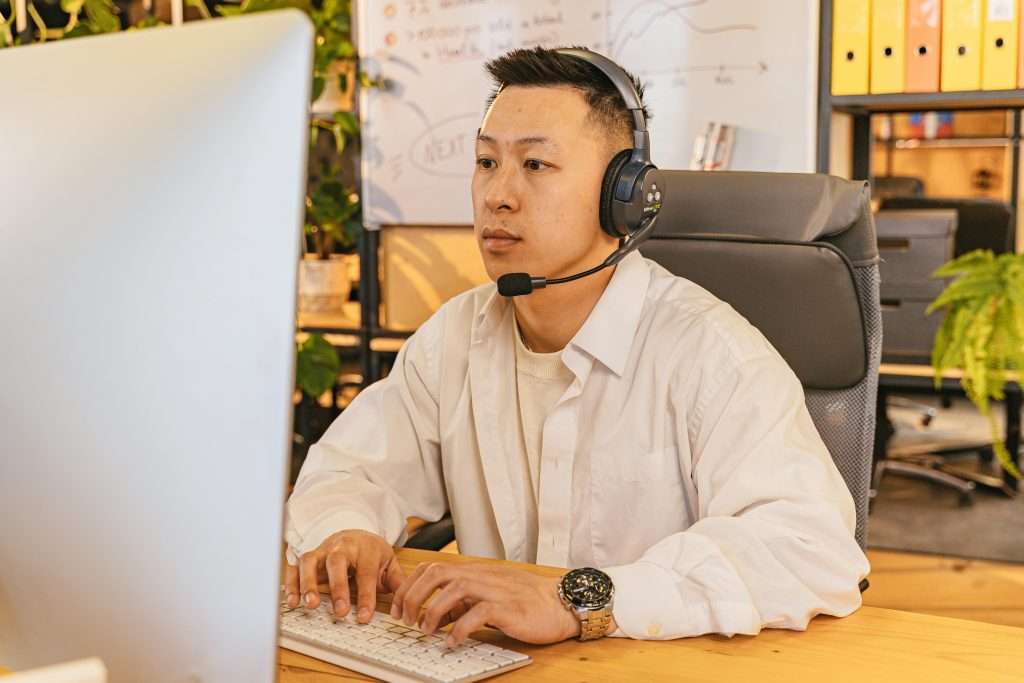startup vs corporate tech jobs in japan